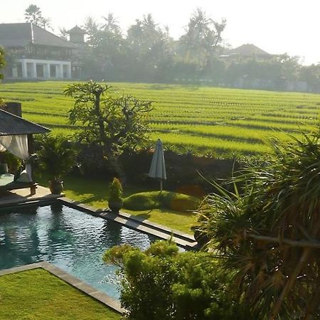 Ngeluwungan Boutique Hostel Canggu  Exterior photo