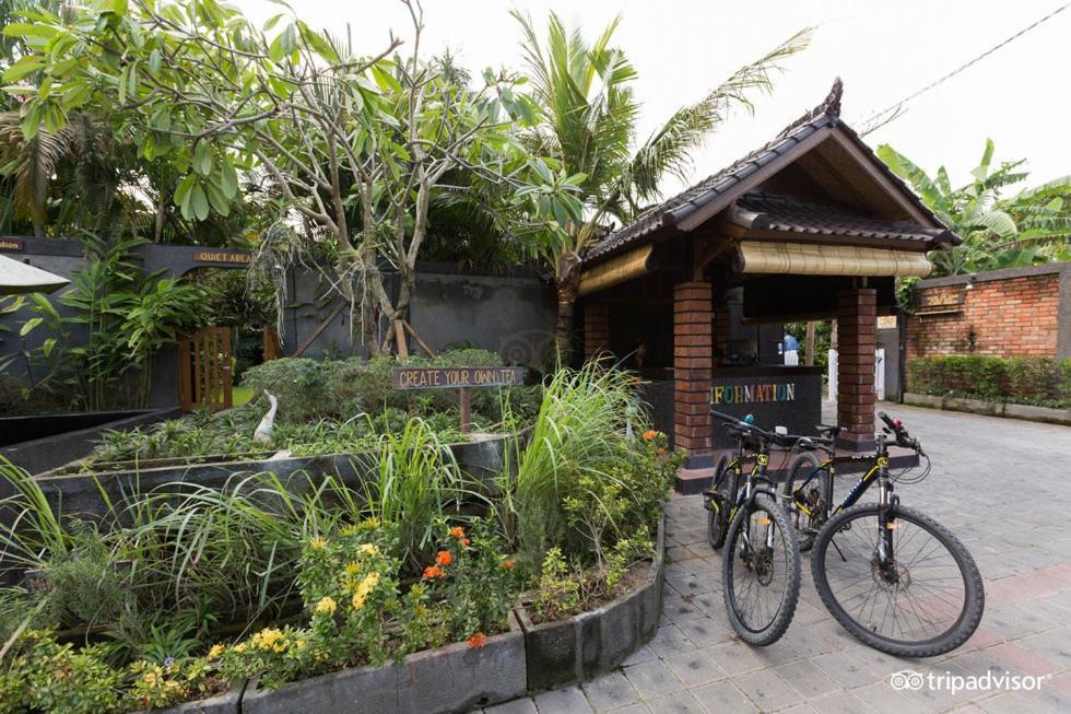 Ngeluwungan Boutique Hostel Canggu  Exterior photo